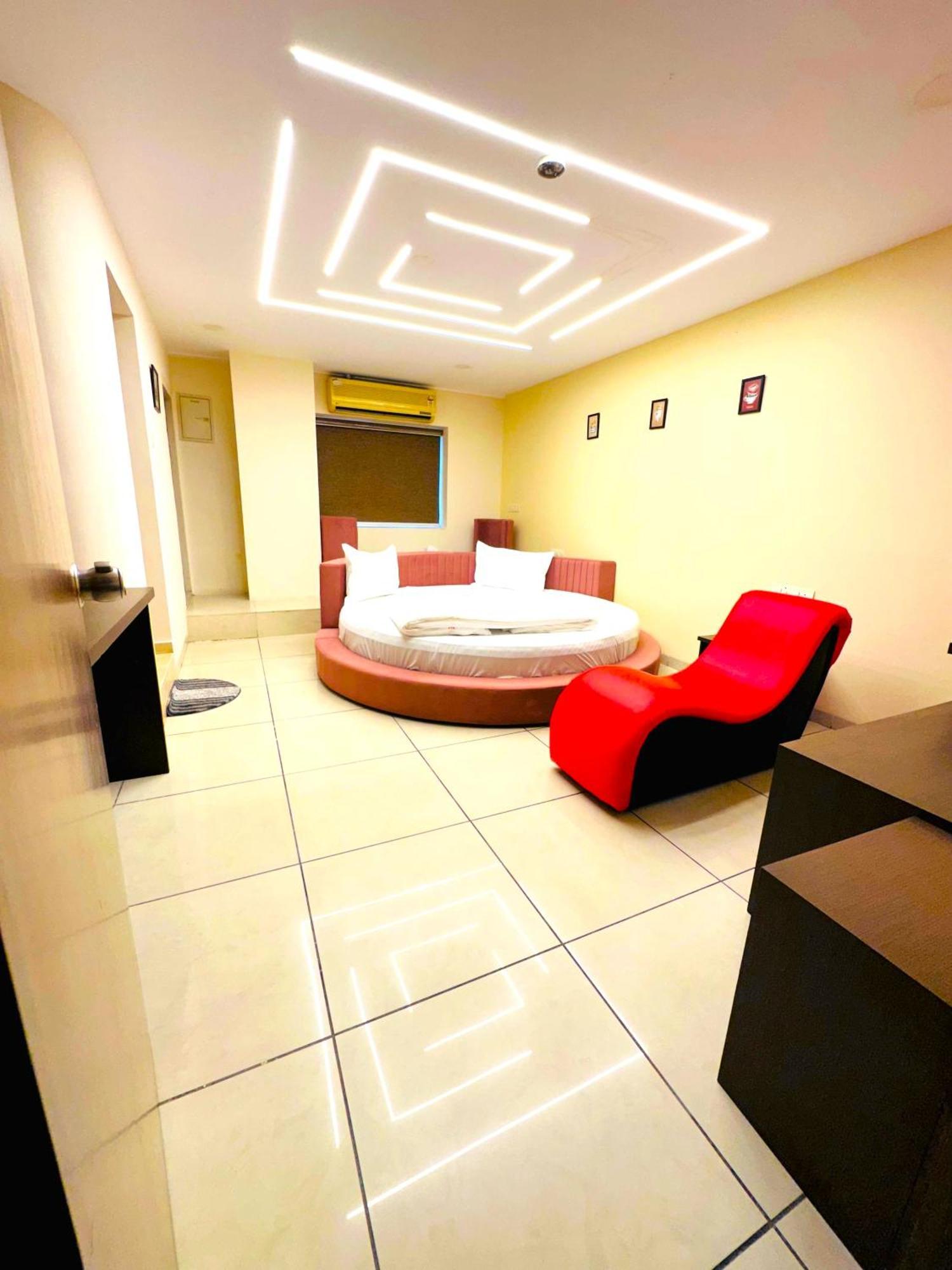 Aundh Elite Stay Pune Extérieur photo