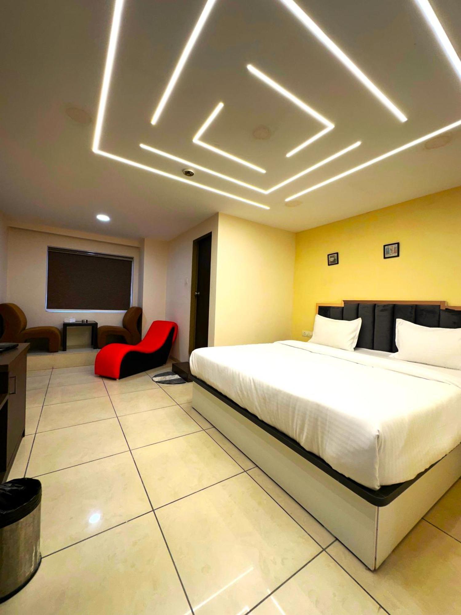 Aundh Elite Stay Pune Extérieur photo