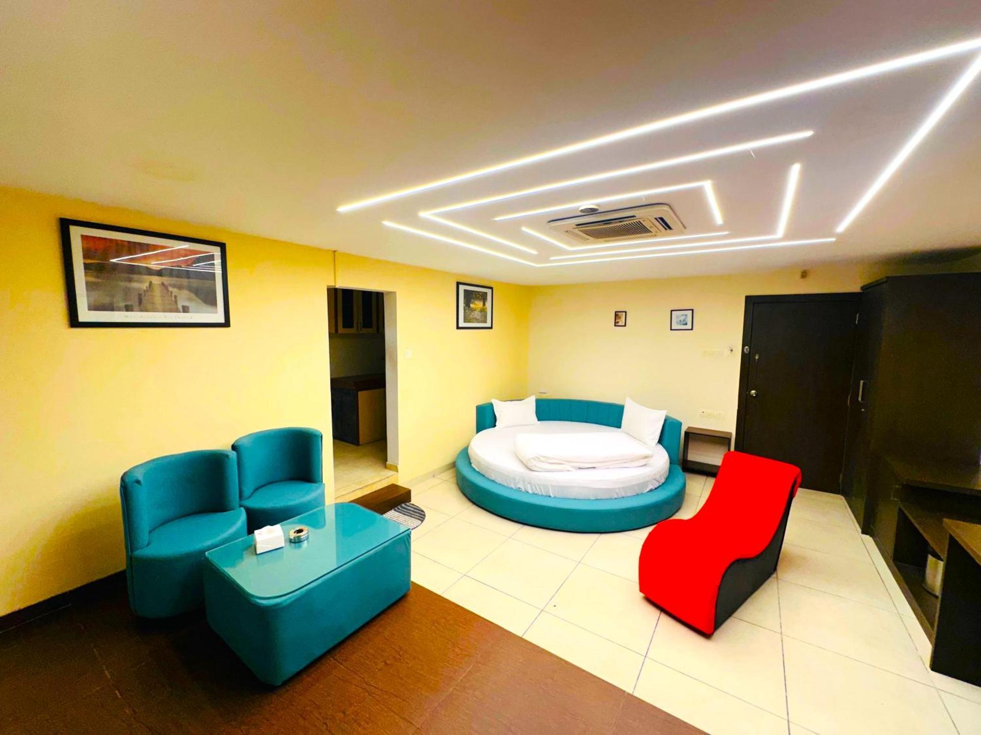 Aundh Elite Stay Pune Extérieur photo